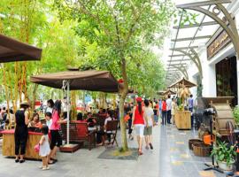 Phố ẩm thực tại dự án Nam Phong Ecopark