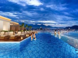 Hồ bơi dự án TMS Luxury Hotel Đà Nẵng