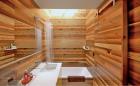 Mang thiên nhiên vào phòng tắm với các món đồ nội thất bằng gỗ