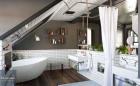 25 ý tưởng thiết kế phòng tắm hiện đại trên gác mái siêu xinh