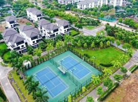 san-tennis-tai-du-an-ha-do-charm-villas